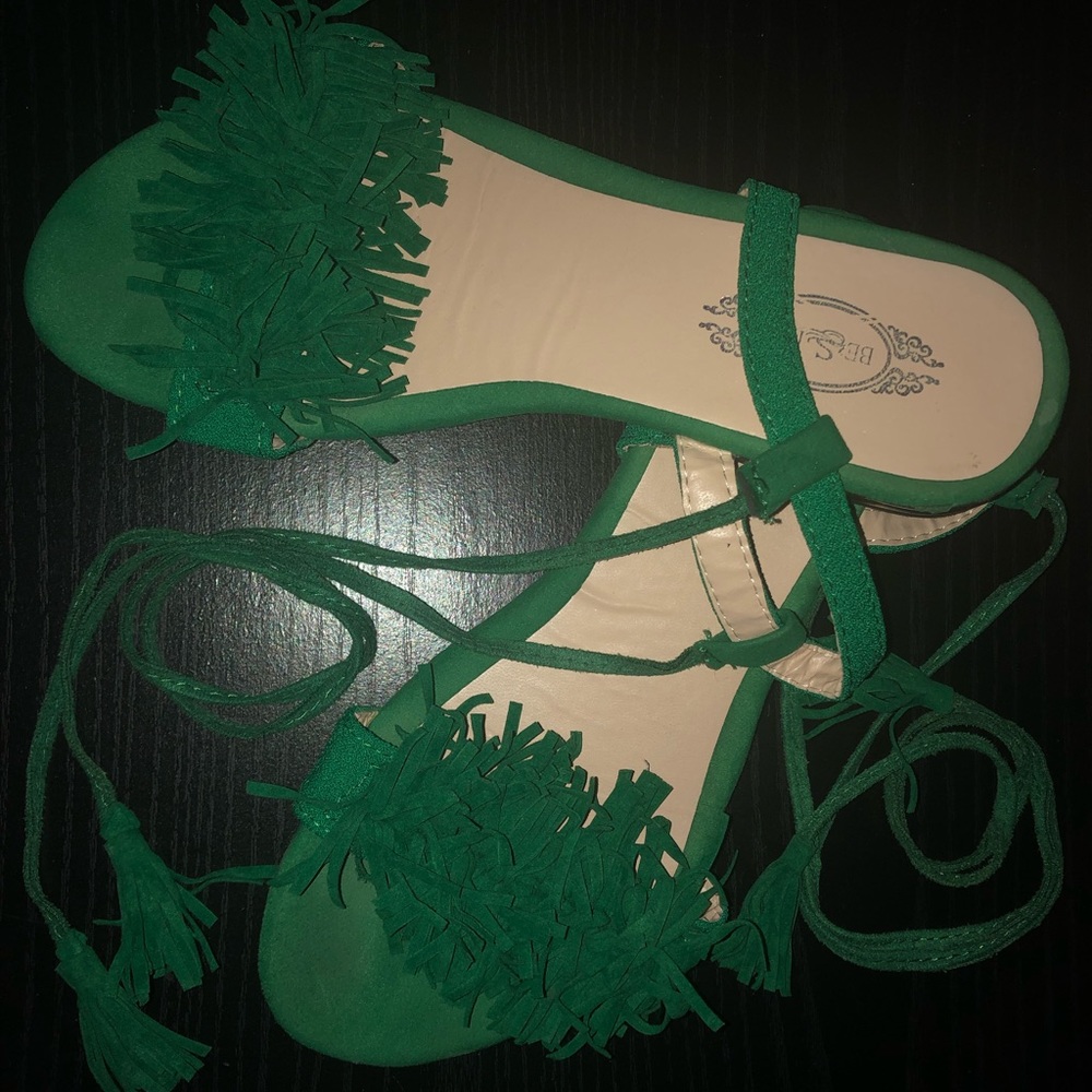 Tassel Green Sandals 💚
